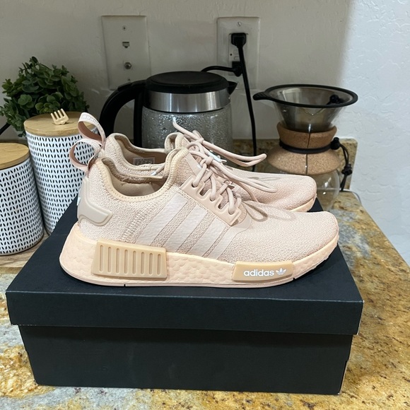 Adidas NMD size 6 - Picture 1 of 9